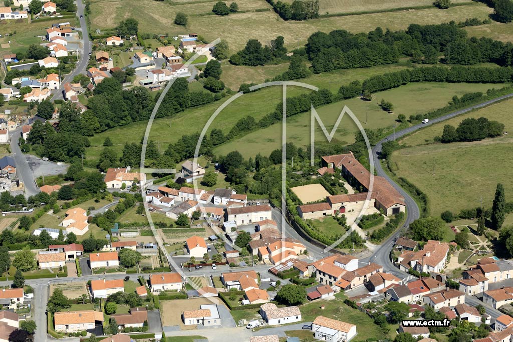 Photo arienne de Saint-Paul-en-Pareds
