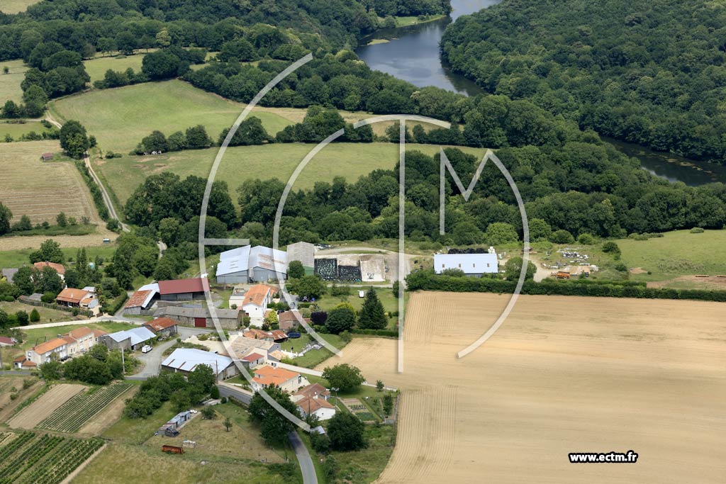 Photo arienne de Chantonnay (le Fuiteau)