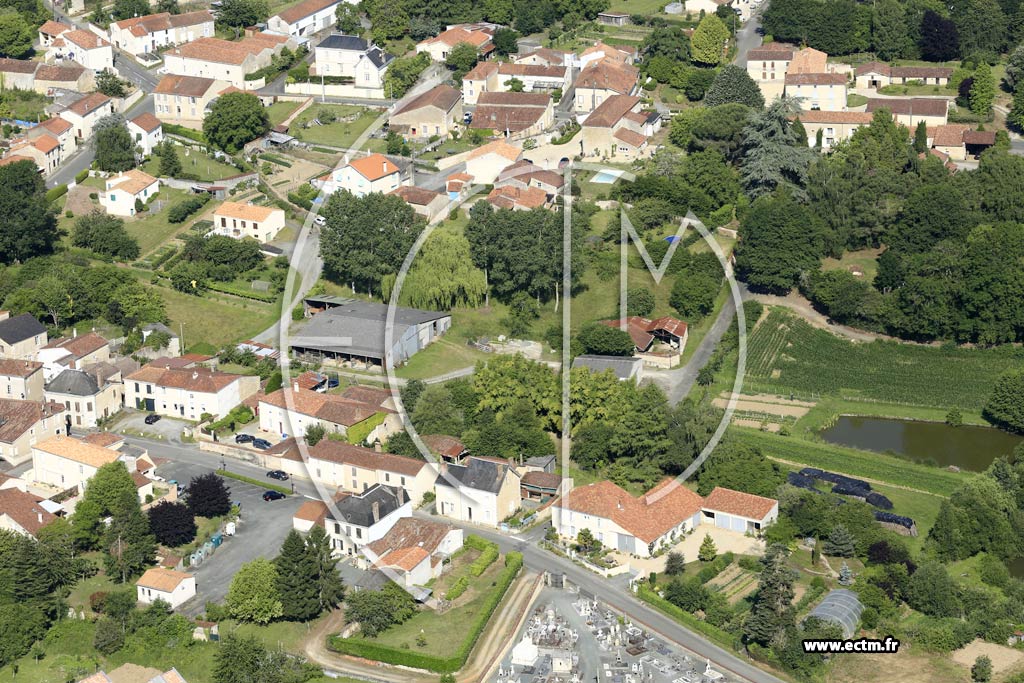 Photo arienne de La Caillre-Saint-Hilaire
