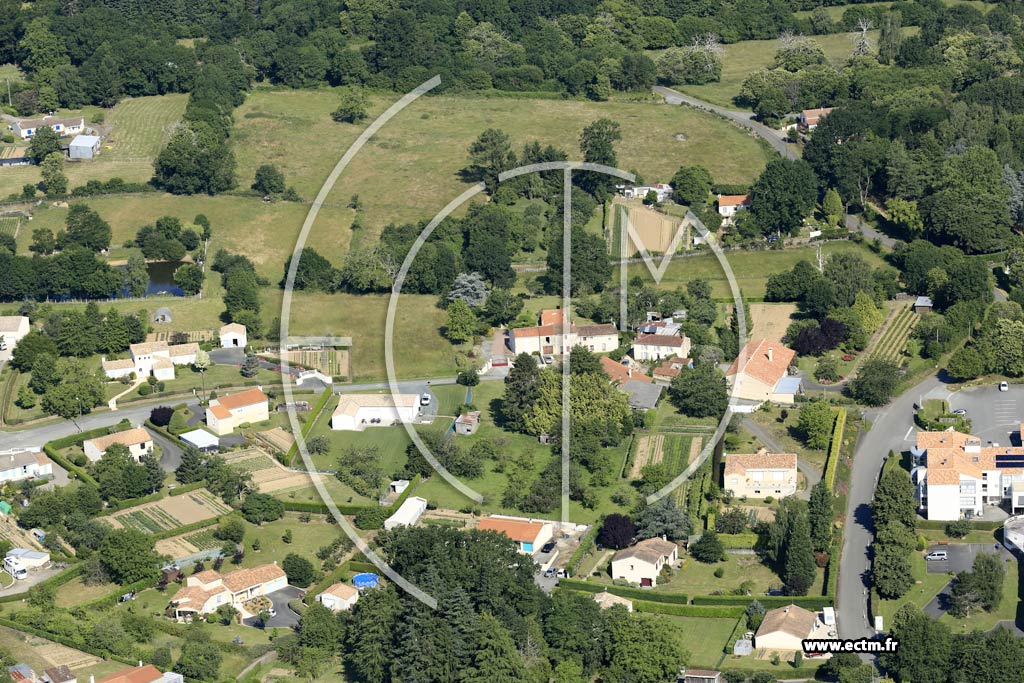 Photo arienne de La Caillre-Saint-Hilaire