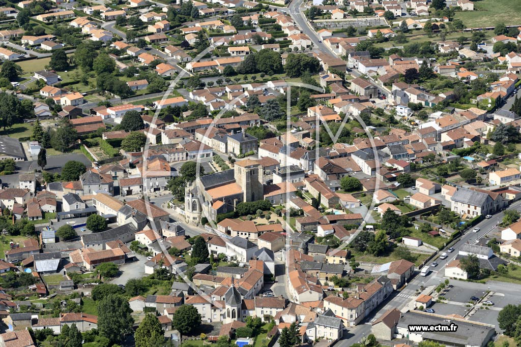 Photo arienne de Mouilleron-en-Pareds (Saint-Germain-l'Aiguiller)
