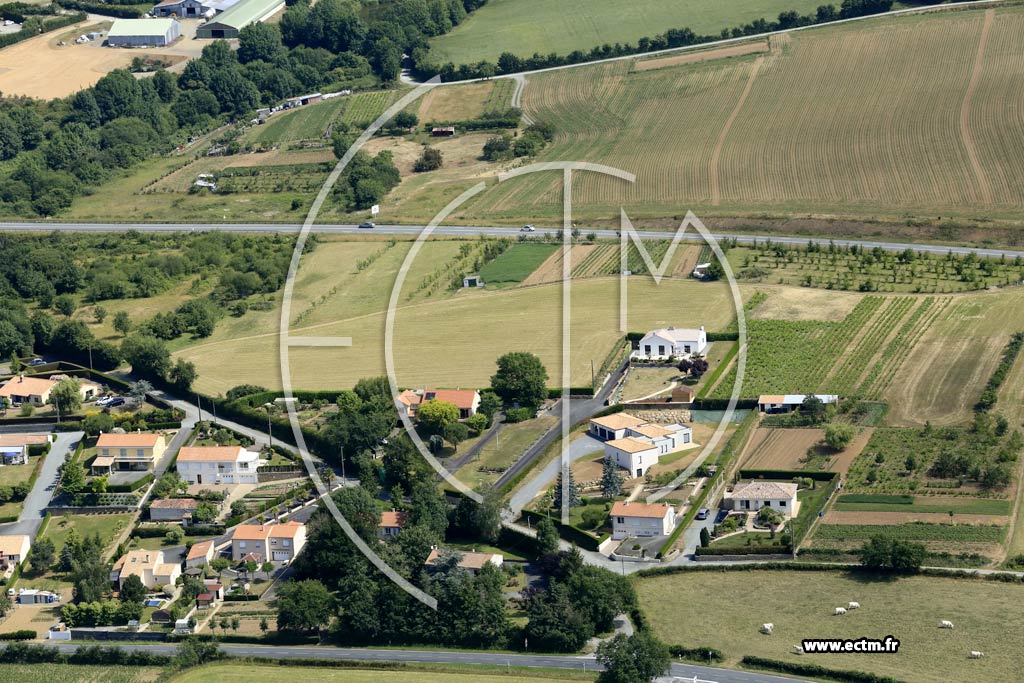 Photo arienne de Pouzauges (la Burgaudire - les Viallires)