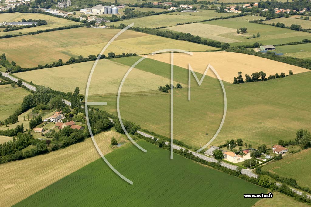 Photo arienne de Saint-Germain-de-Prinay (le Normand - le Beignon)
