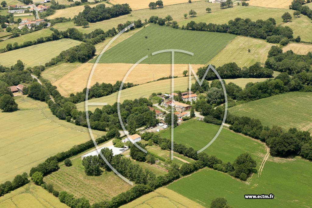 Photo arienne de Saint-Hilaire-le-Vouhis (la Sanire)