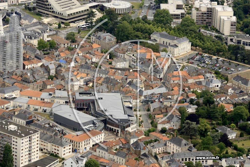 Photo arienne de Cholet (Centre-ville)