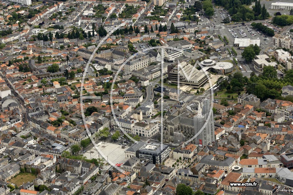 Photo arienne de Cholet (Centre-ville)