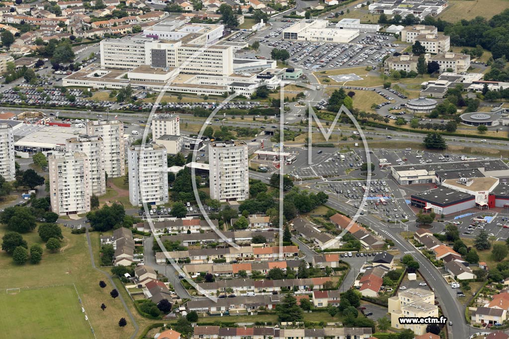 Photo arienne de Cholet (la Girardire)