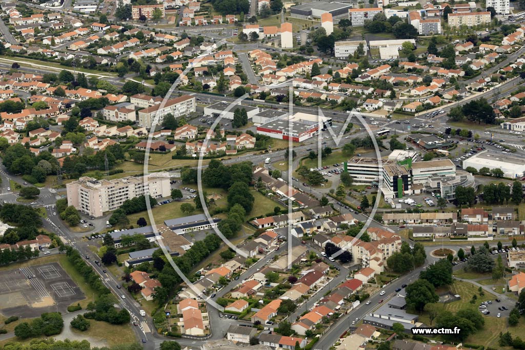 Photo arienne de Cholet (la Girardire)