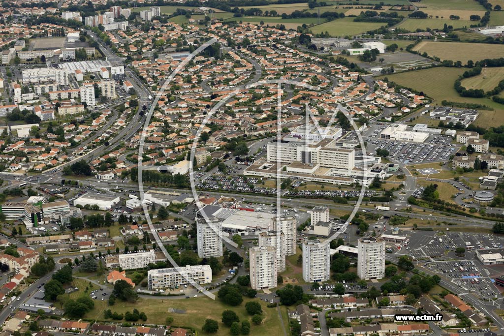 Photo arienne de Cholet (la Girardire)
