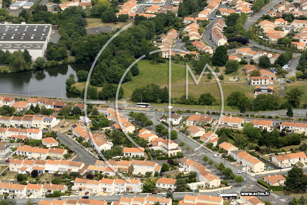 Photo arienne de Cholet (la Guignardire)