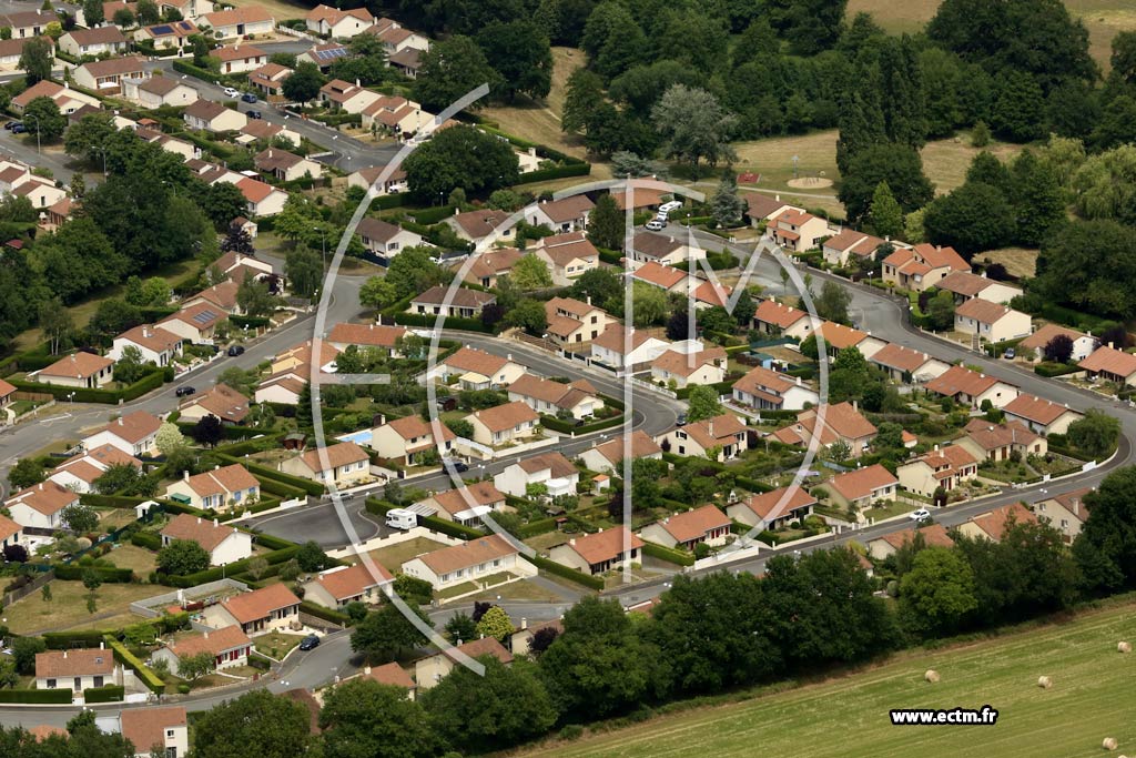Photo arienne de Cholet (le Plessis)