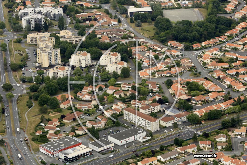 Photo arienne de Cholet (les Turbaudires)