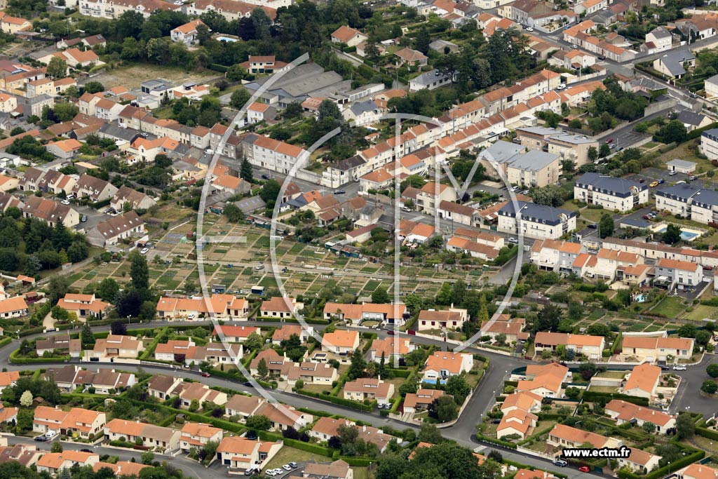 Photo arienne de Cholet (les Turbaudires)