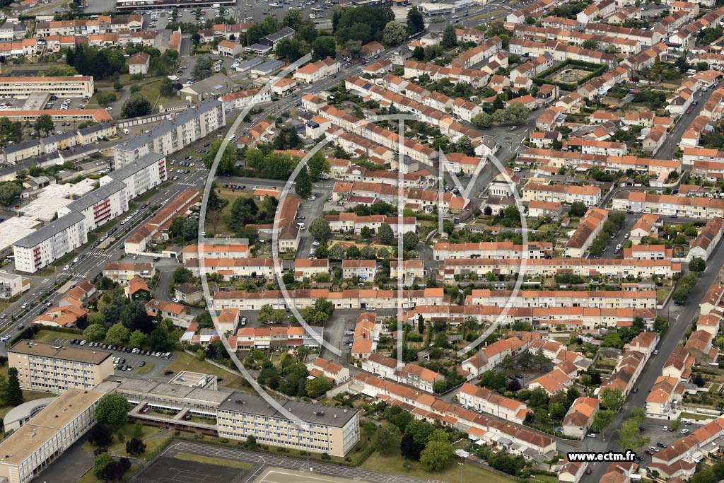 Photo arienne de Cholet (Libration)