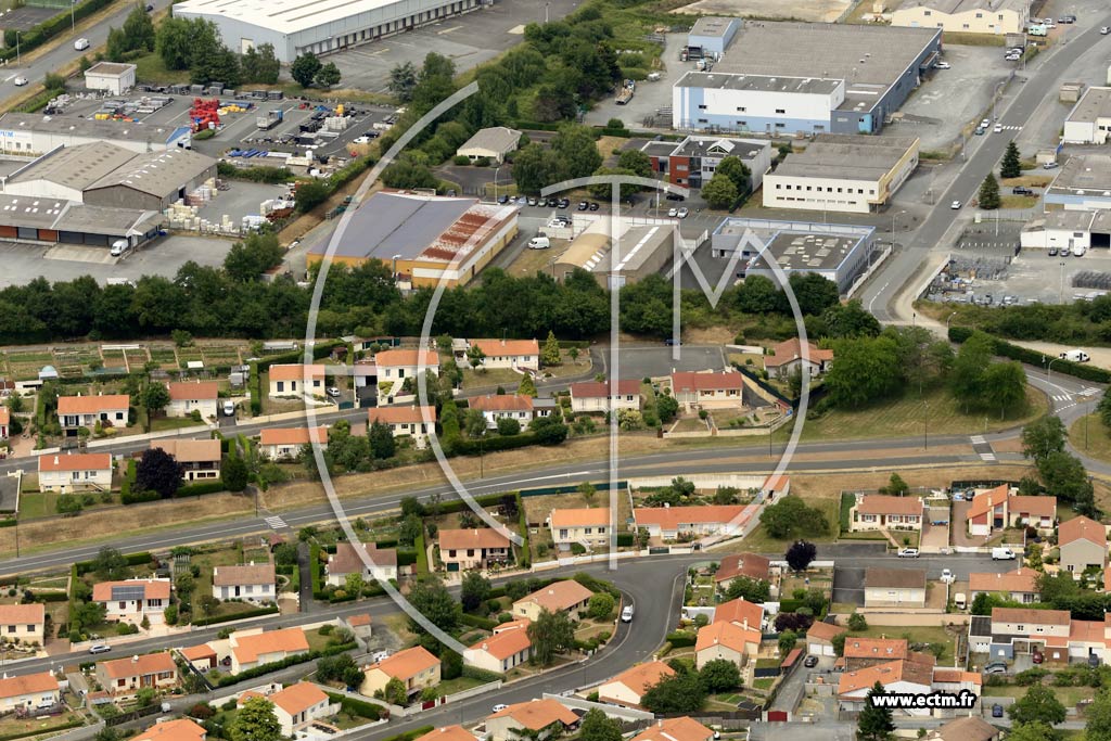 Photo arienne de Cholet (Lorraine)