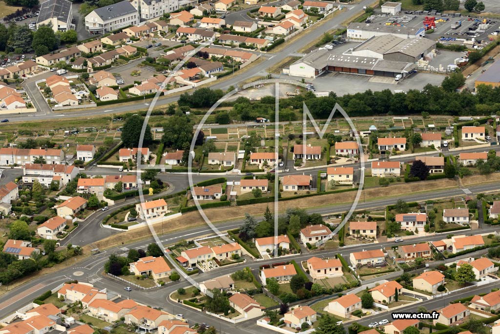 Photo arienne de Cholet (Lorraine)