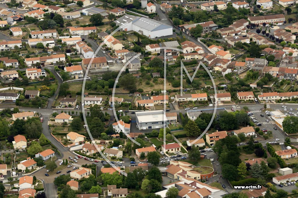 Photo arienne de La Sguinire (le Moulin de la Cour)