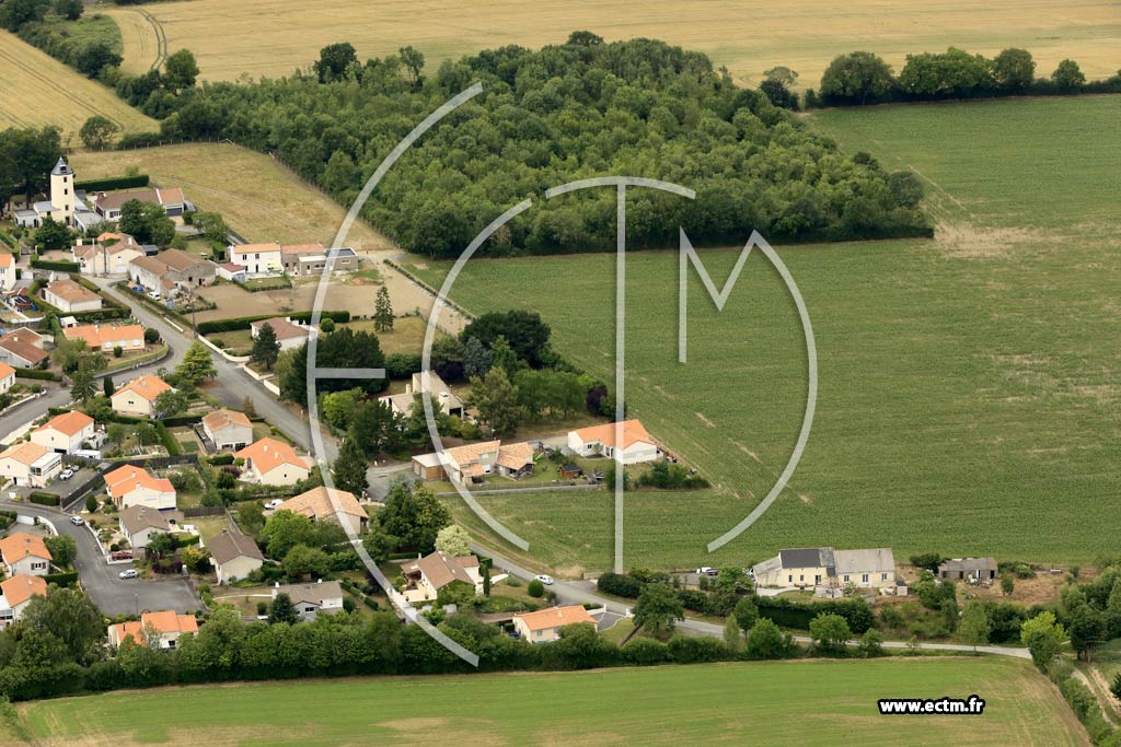 Photo arienne de Le May-sur-vre