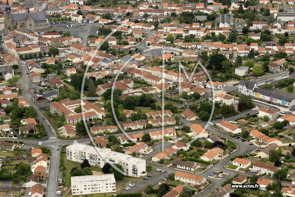 Photo arienne de Le May-sur-vre