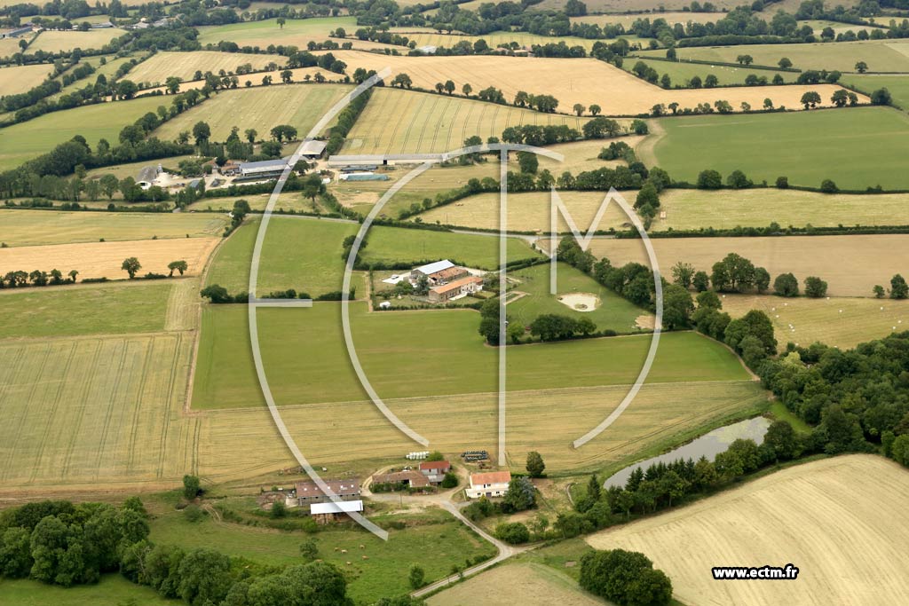 Photo arienne de Le May-sur-vre (la Petite Haie - la Bourie - la Caltire)