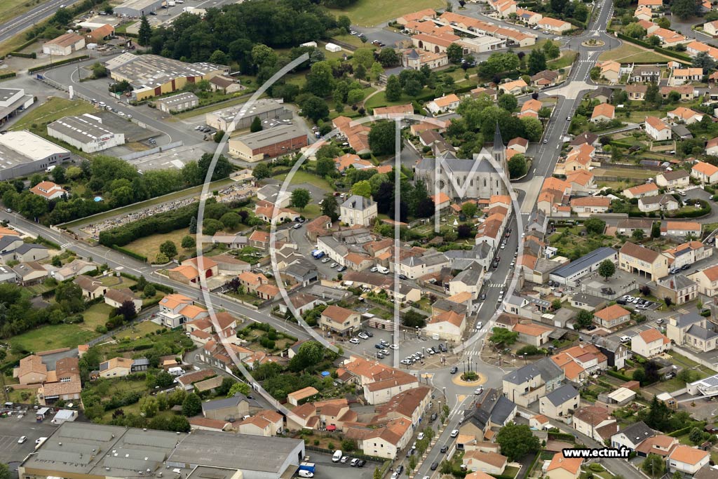 Photo arienne de Saint-Lger-sous-Cholet
