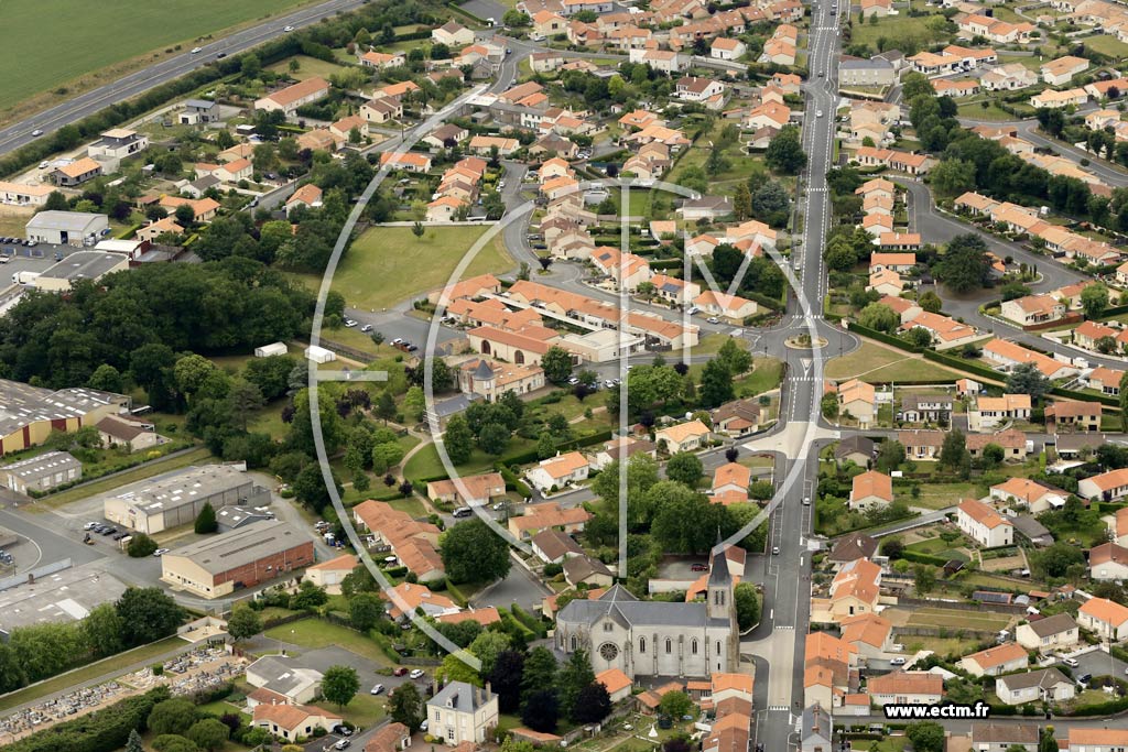 Photo arienne de Saint-Lger-sous-Cholet