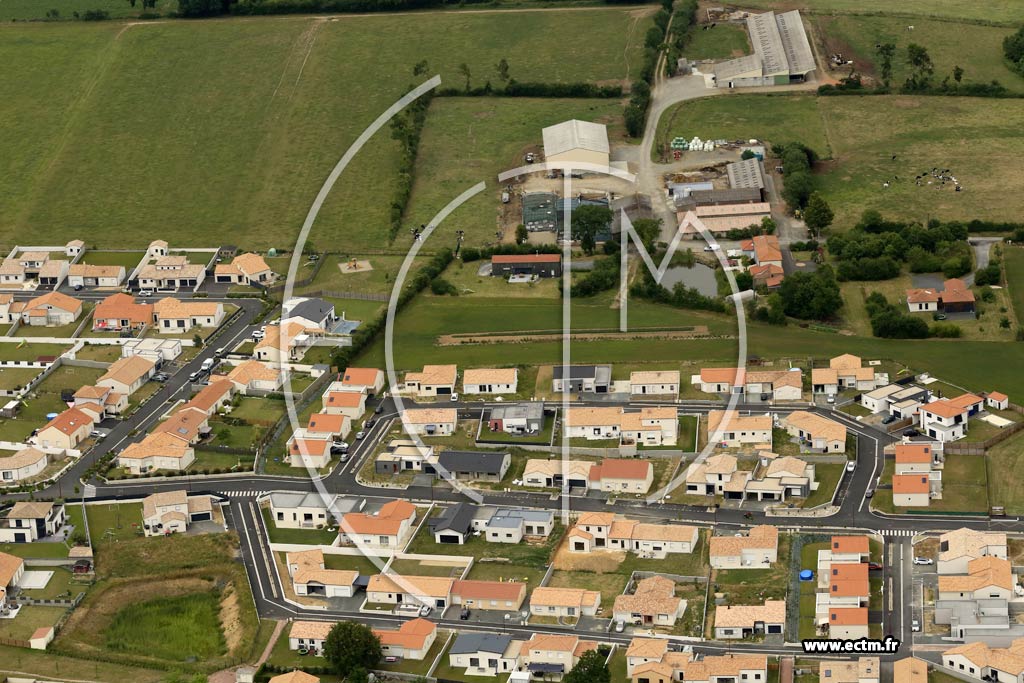 Photo arienne de Saint-Lger-sous-Cholet