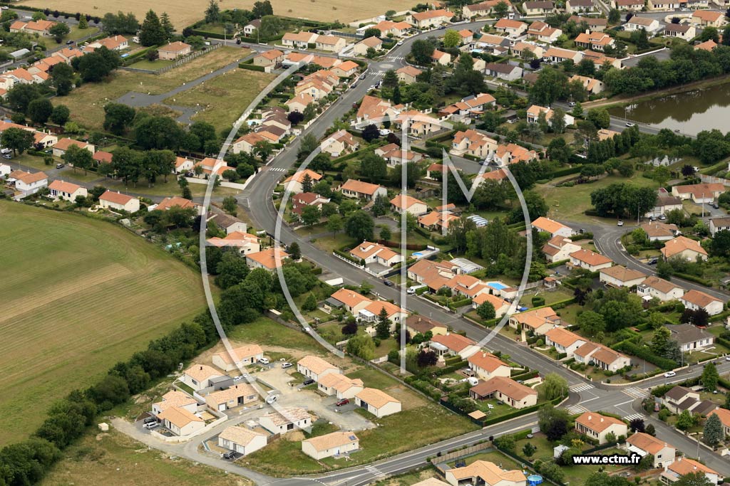 Photo arienne de Saint-Lger-sous-Cholet