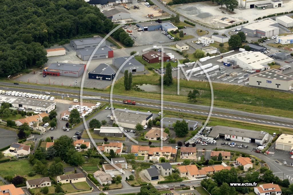 Photo arienne de Saint-Lger-sous-Cholet