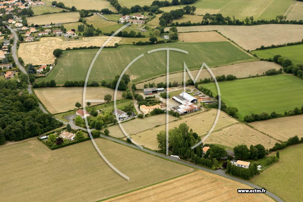 Photo arienne de Saint-Lger-sous-Cholet (les Gts)
