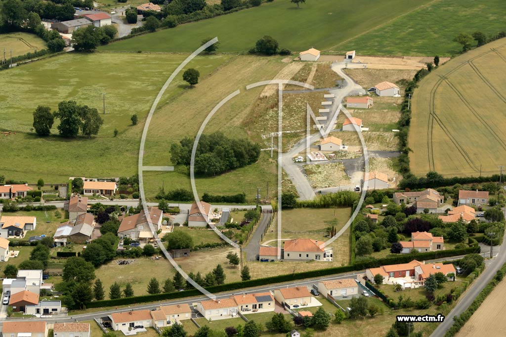 Photo arienne de Saint-Pierre-des-chaubrognes