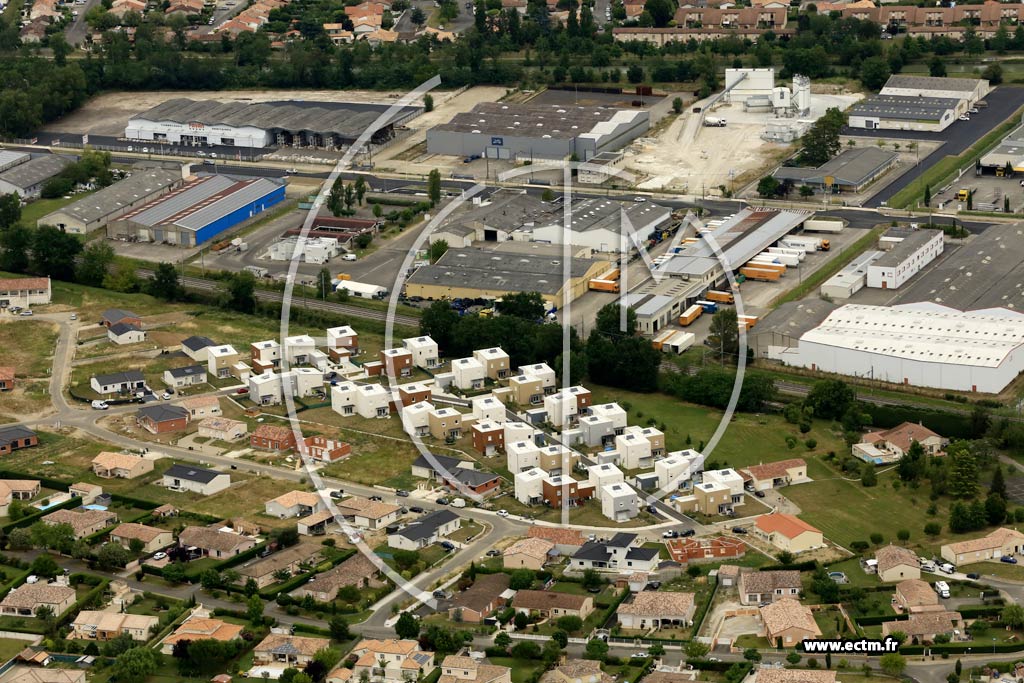 Photo arienne de Bo (la Couronne)