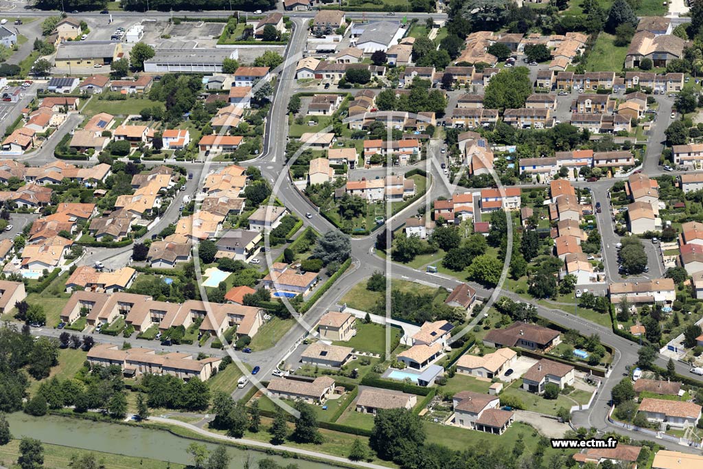 Photo arienne de Bo (les Pradines)