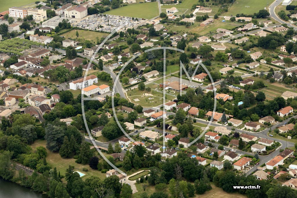 Photo arienne de Castelmoron-sur-Lot