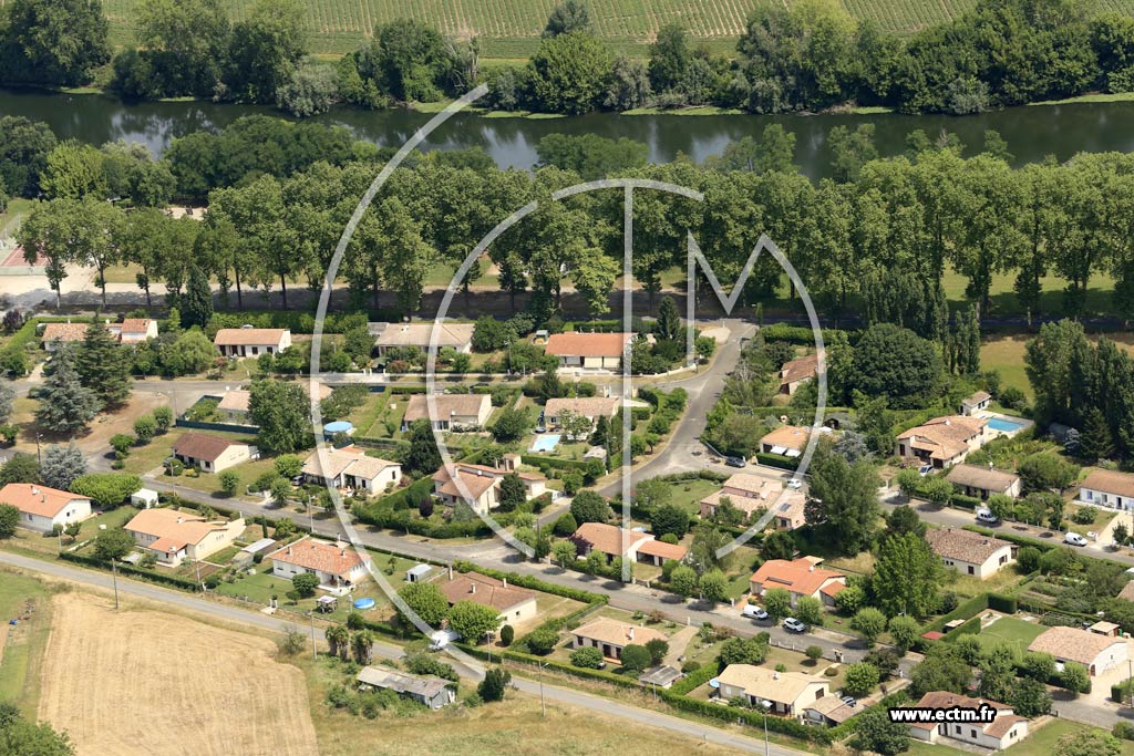 Photo arienne de Granges-sur-Lot (la Grande Chartrire)