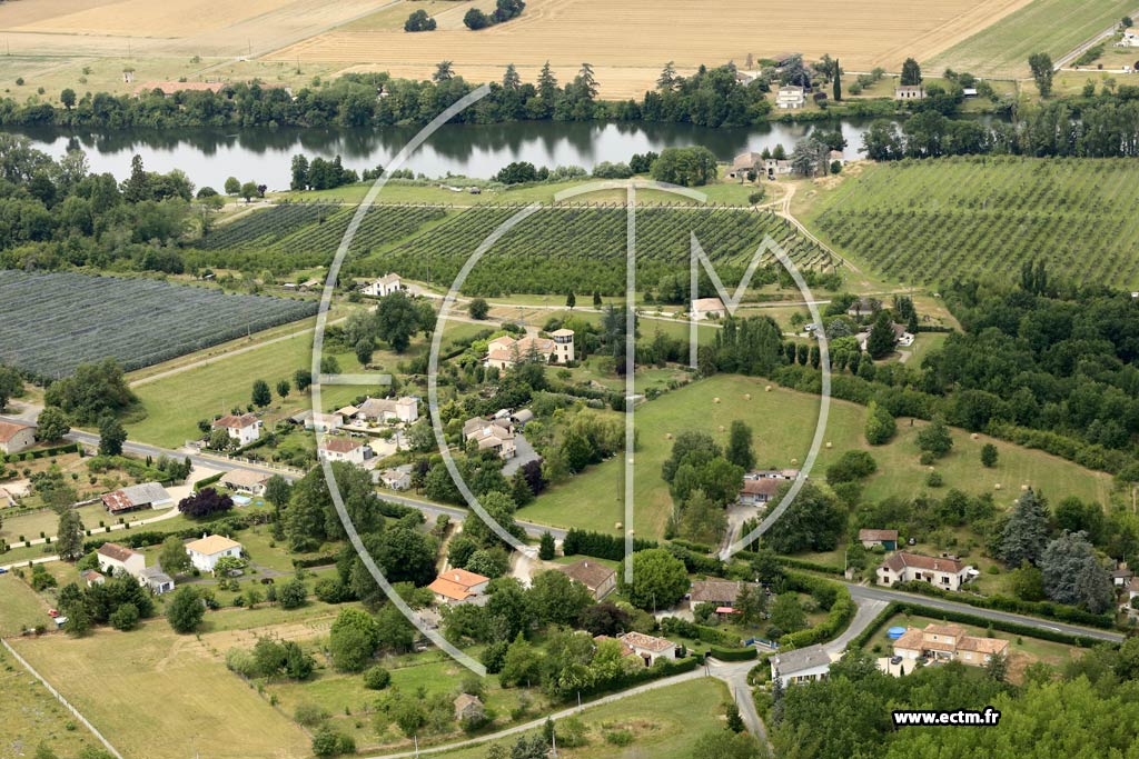 Photo arienne de Penne-d'Agenais (Croquelardit)
