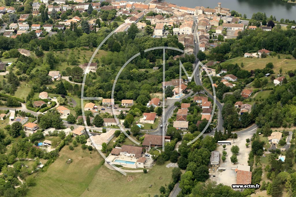 Photo arienne de Penne-d'Agenais (Mounet)