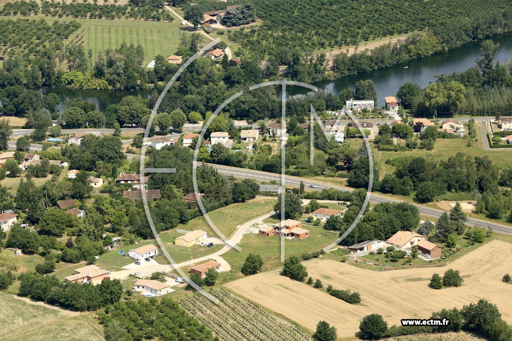 Photo arienne de Sainte-Livrade-sur-Lot (Borie)