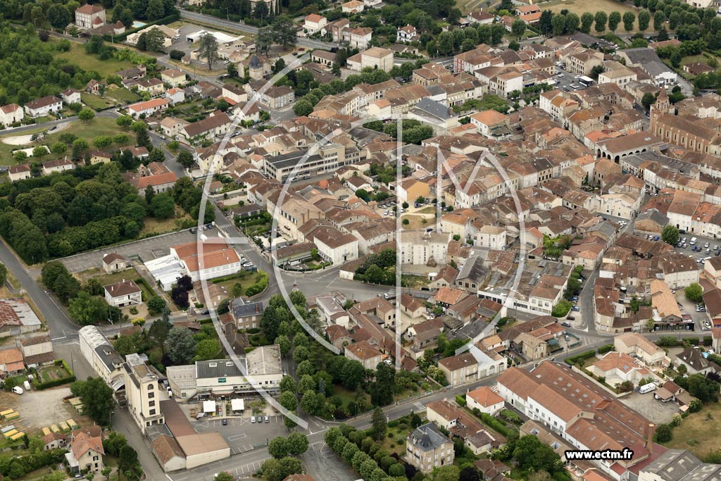 Photo arienne de Sainte-Livrade-sur-Lot (Centre)