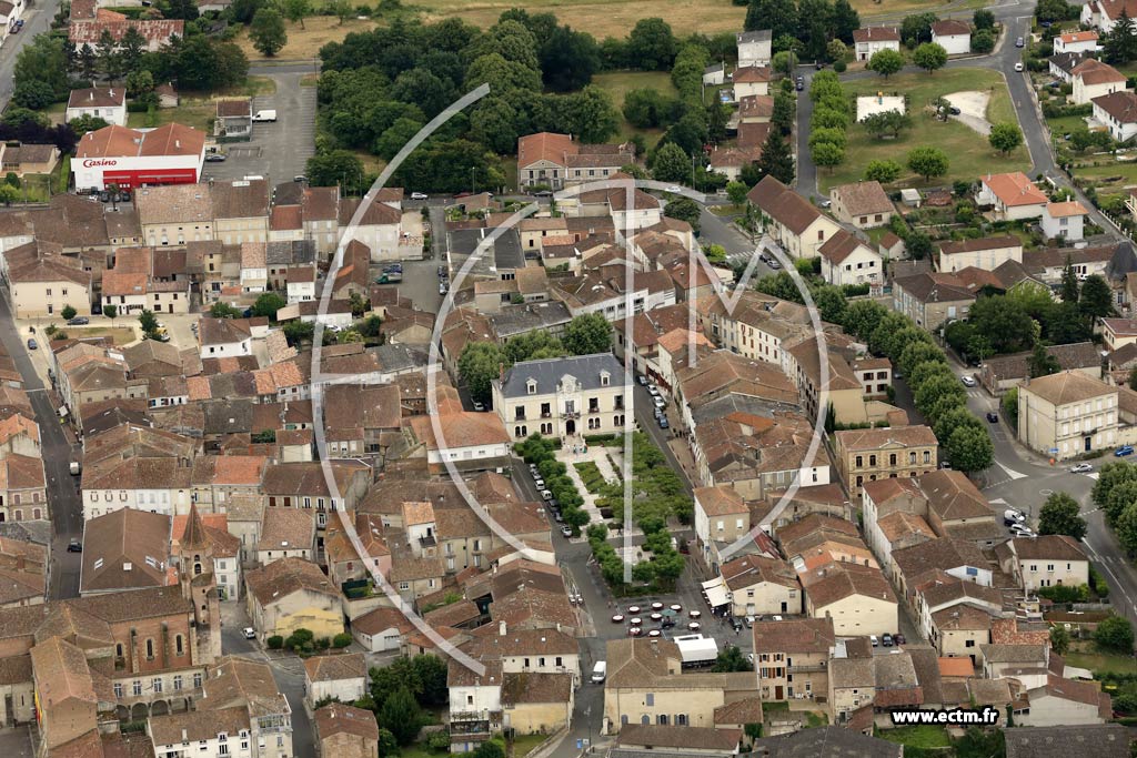 Photo arienne de Sainte-Livrade-sur-Lot (Centre)