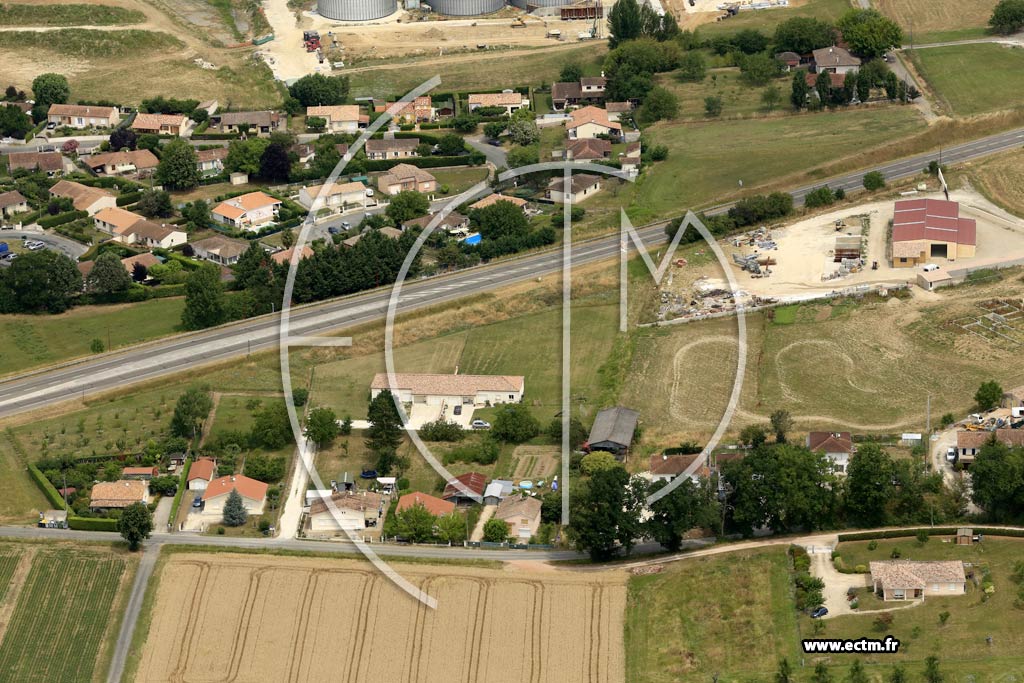 Photo arienne de Sainte-Livrade-sur-Lot (Labrugne)