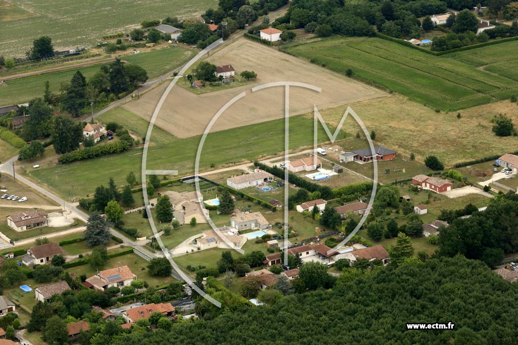 Photo arienne de Sainte-Livrade-sur-Lot (Lapze)