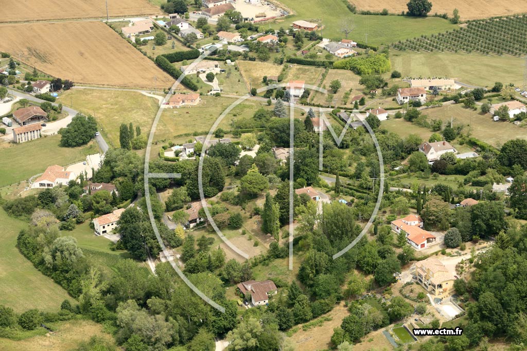 Photo arienne de Sainte-Livrade-sur-Lot (Meaux)