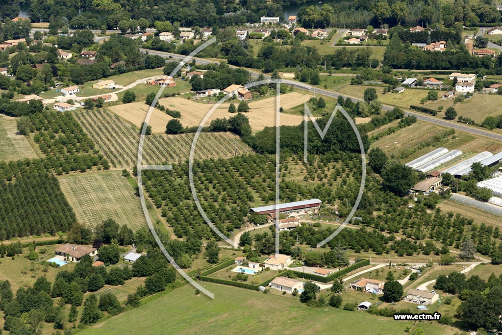 Photo arienne de Sainte-Livrade-sur-Lot (Roubinet)