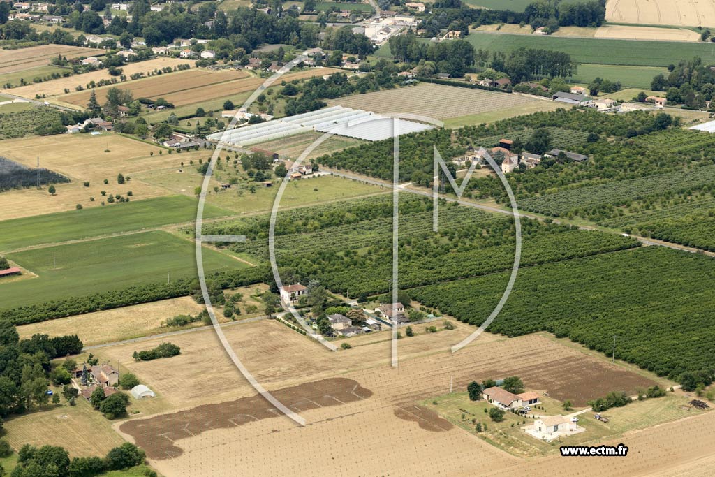 Photo arienne de Sainte-Livrade-sur-Lot (Vigouroux)