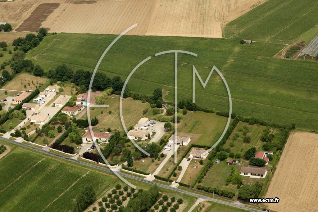 Photo arienne de Sainte-Livrade-sur-Lot (Vigouroux)
