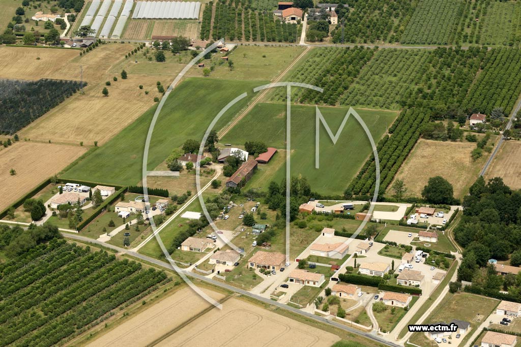 Photo arienne de Sainte-Livrade-sur-Lot (Vigouroux)