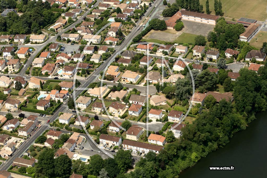 Photo arienne de Villeneuve-sur-Lot (Bordeneuve)