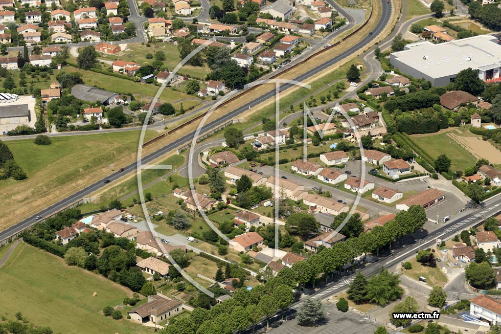 Photo arienne de Villeneuve-sur-Lot (Carrre)