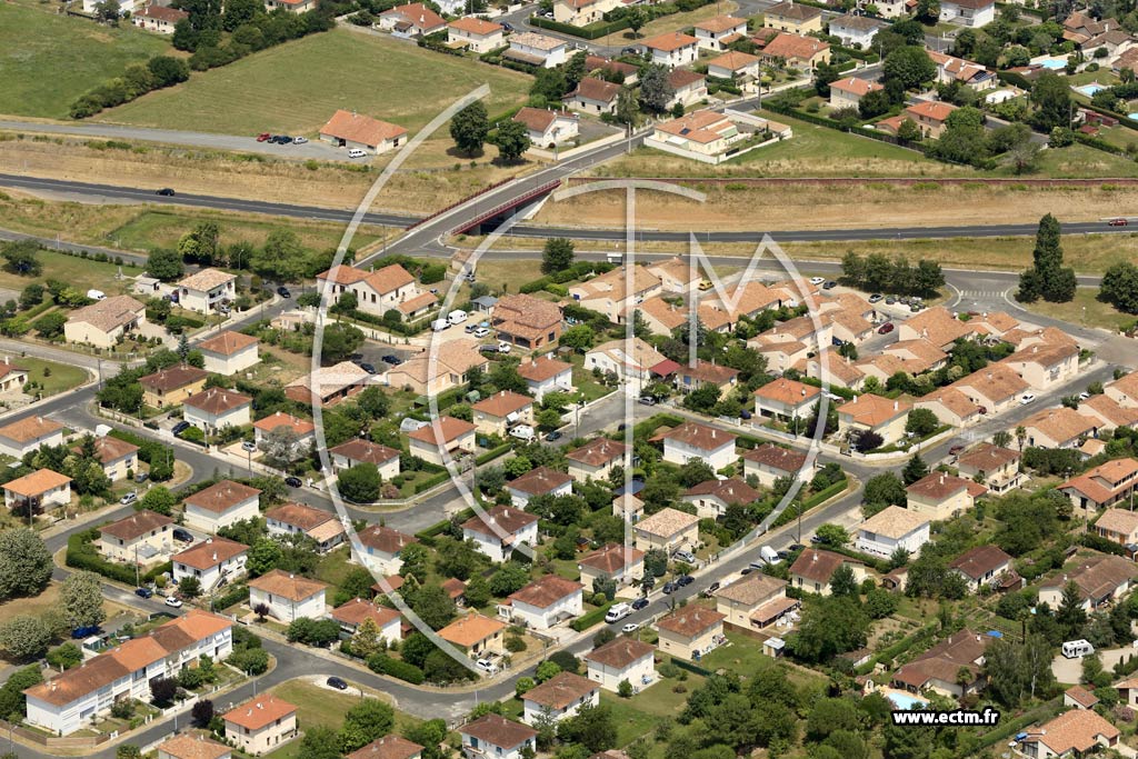Photo arienne de Villeneuve-sur-Lot (Carrre)